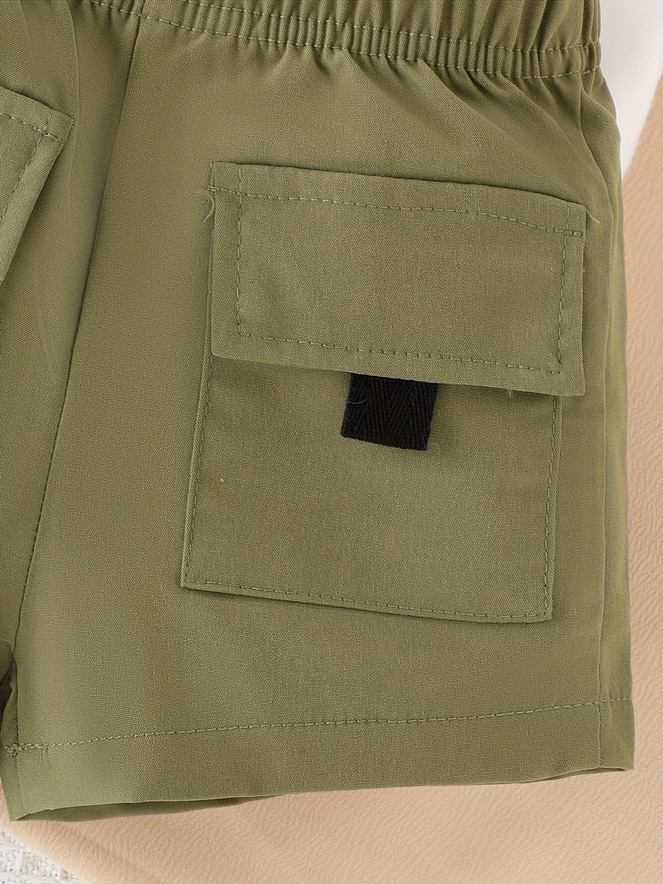 Boys' Summer New Casual Cargo Green Top & White T-Shirt & Versatile Green Shorts Three-Piece Set, for Outdoor, Perfect for Outdoor