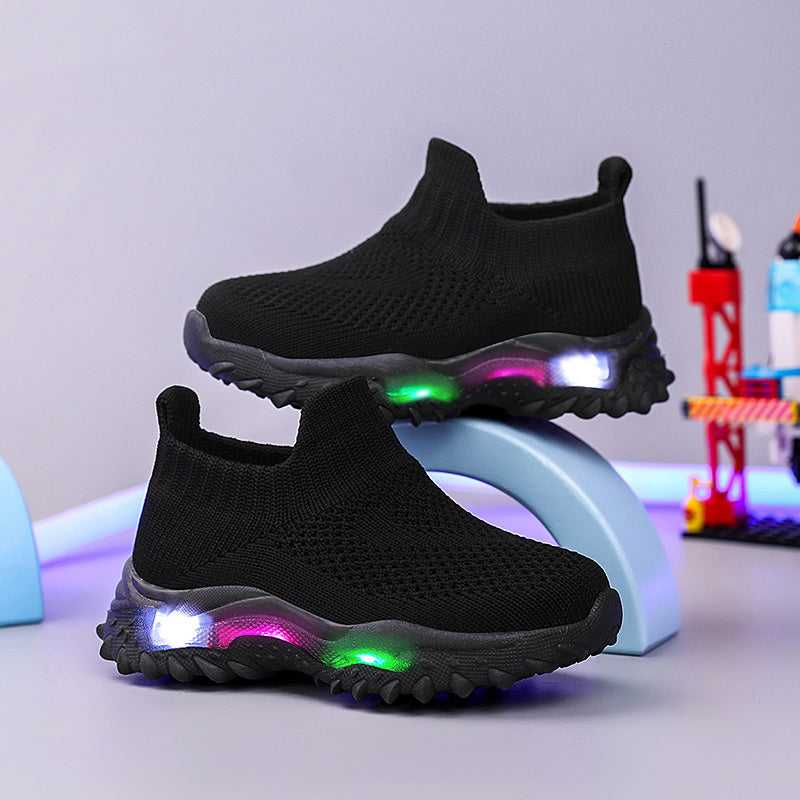 2026 Stylish Youngsters Light Up Sports Shoes Lightweight Non Slip Comfortable Design