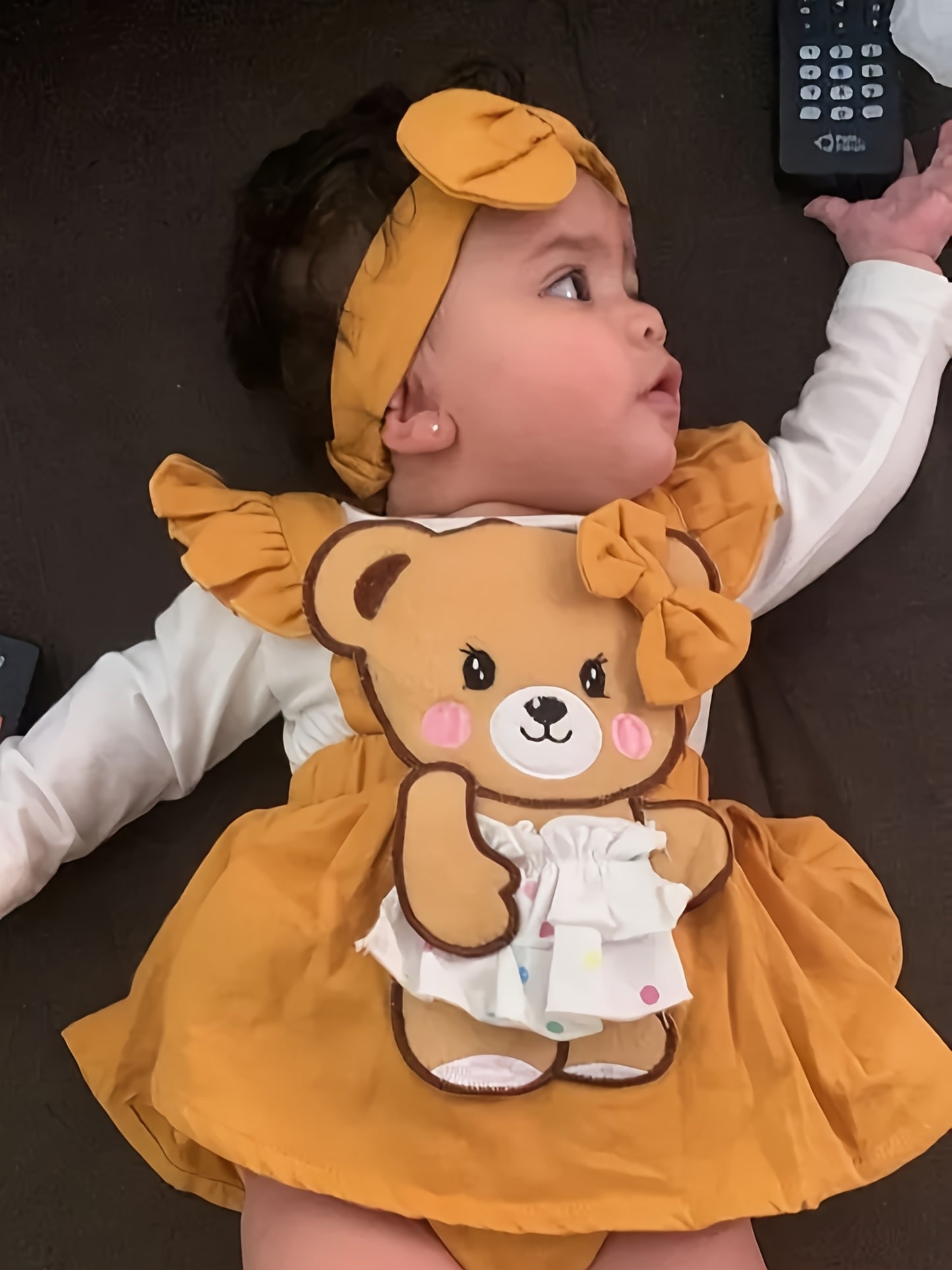 KuKitty Baby Girl 3 Piece Outfit Set Long Sleeve Tee Tops Bear Suspender Skirt Headband