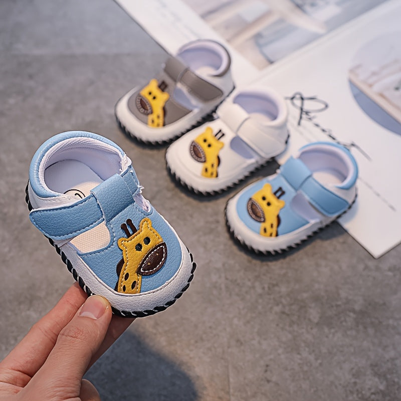Soft-soled children's sandals 0-1 years old spring, summer and autumn anti-slip breathable head covering toddler shoes 0-6-12 months no falling baby shoes suitable for both men and women