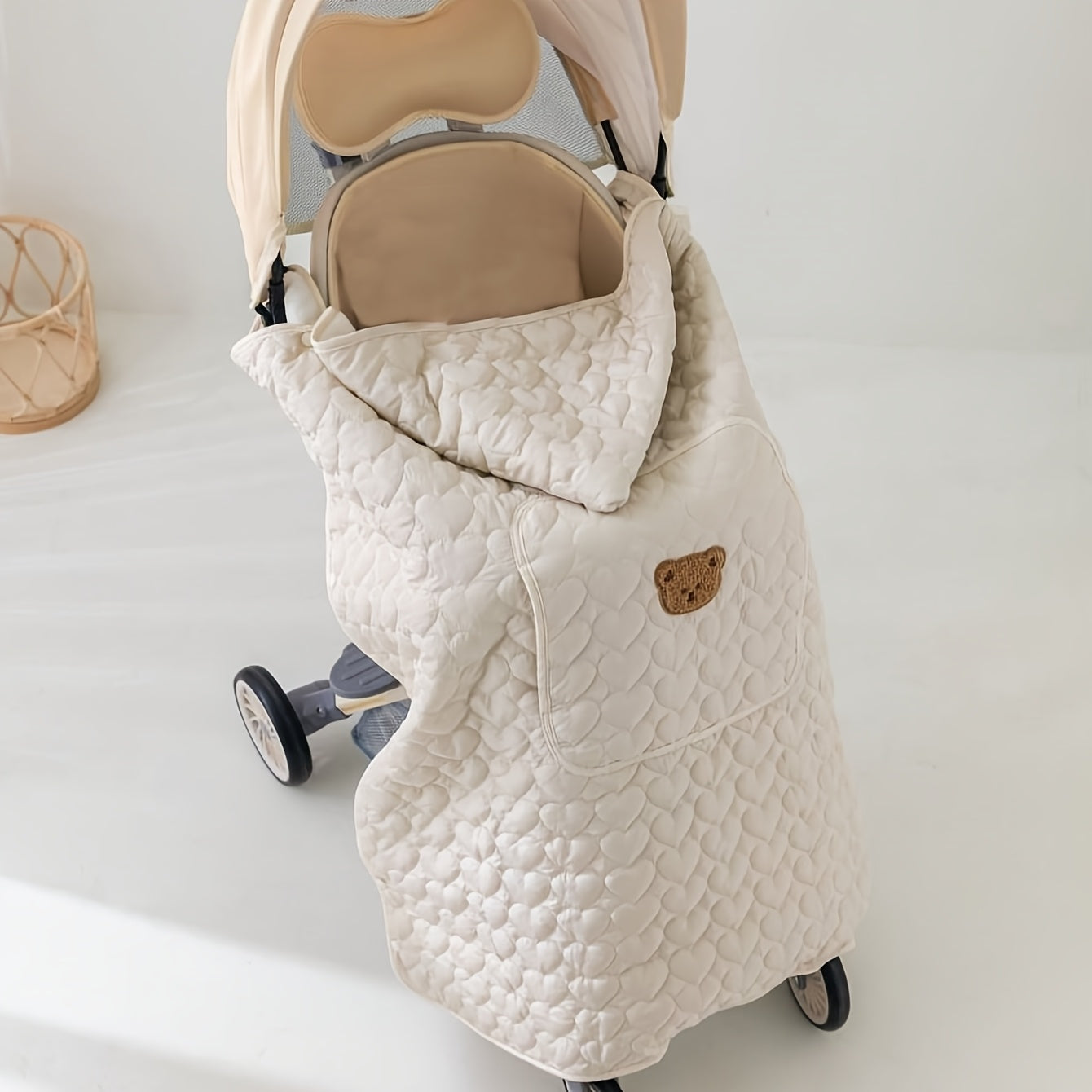 Wearable Love Heart Quilted Baby Blanket, Windproof Outdoor Stroller Carrier, Warmth Retaining, Polyester, with Hand Wash Only, for 0-3 Years Old