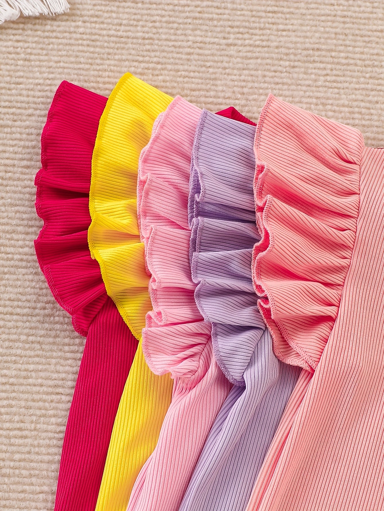 Ten-Piece Set of Girls' Casual Style Purple, Pink, And Red Rose with Yellow Sunflower Print Soft Knit Fabric Flyaway Sleeve Bow Top And Shorts Outfit