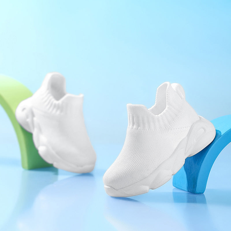 2025 Unisex Youngsters Slip-On Sneakers Lightweight Breathable Fabric All-Season Shoes