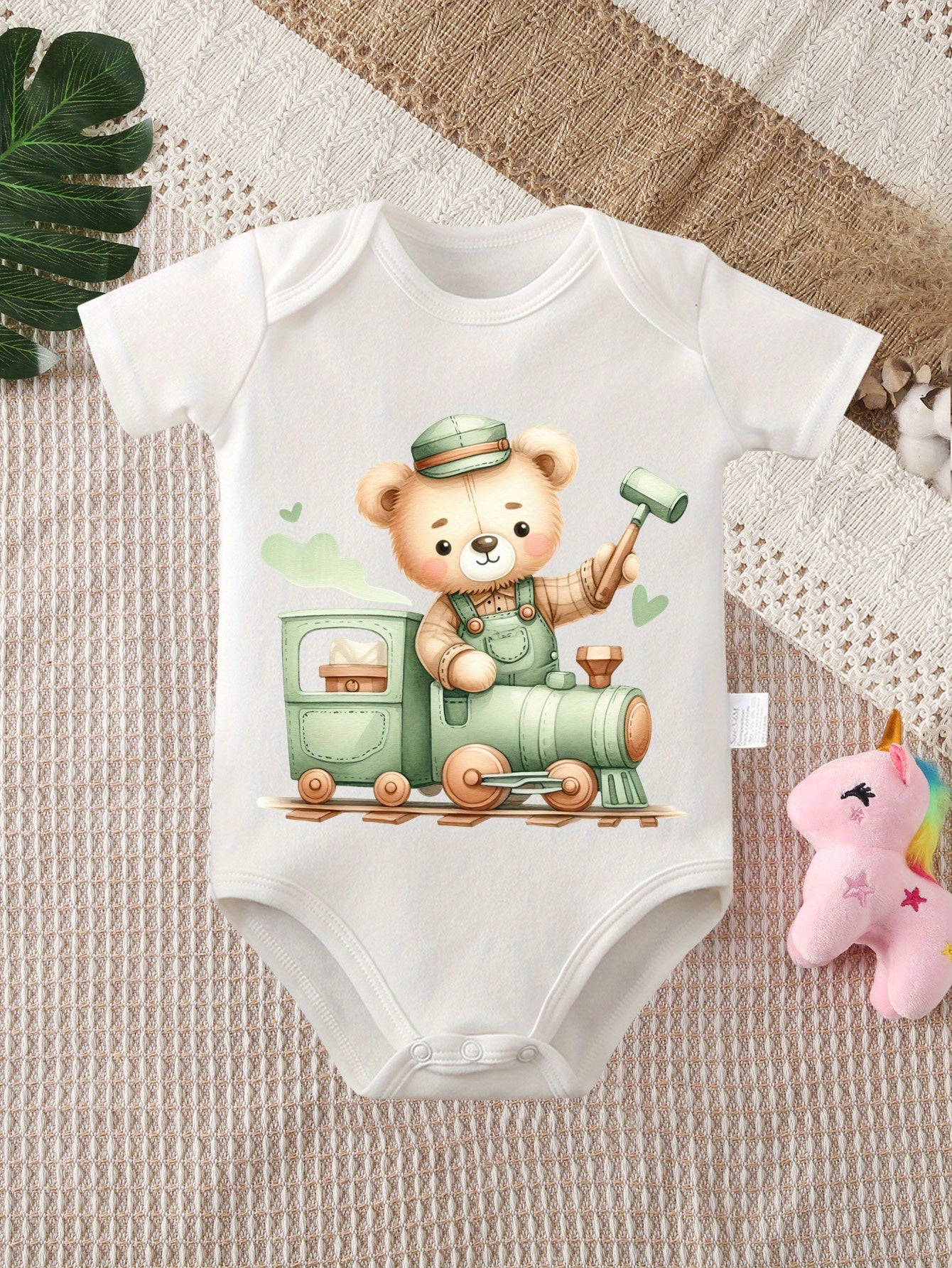 Cute Cartoon Bear Print Short Sleeve Romper for Babies 0-12 Months Soft Cotton Unisex