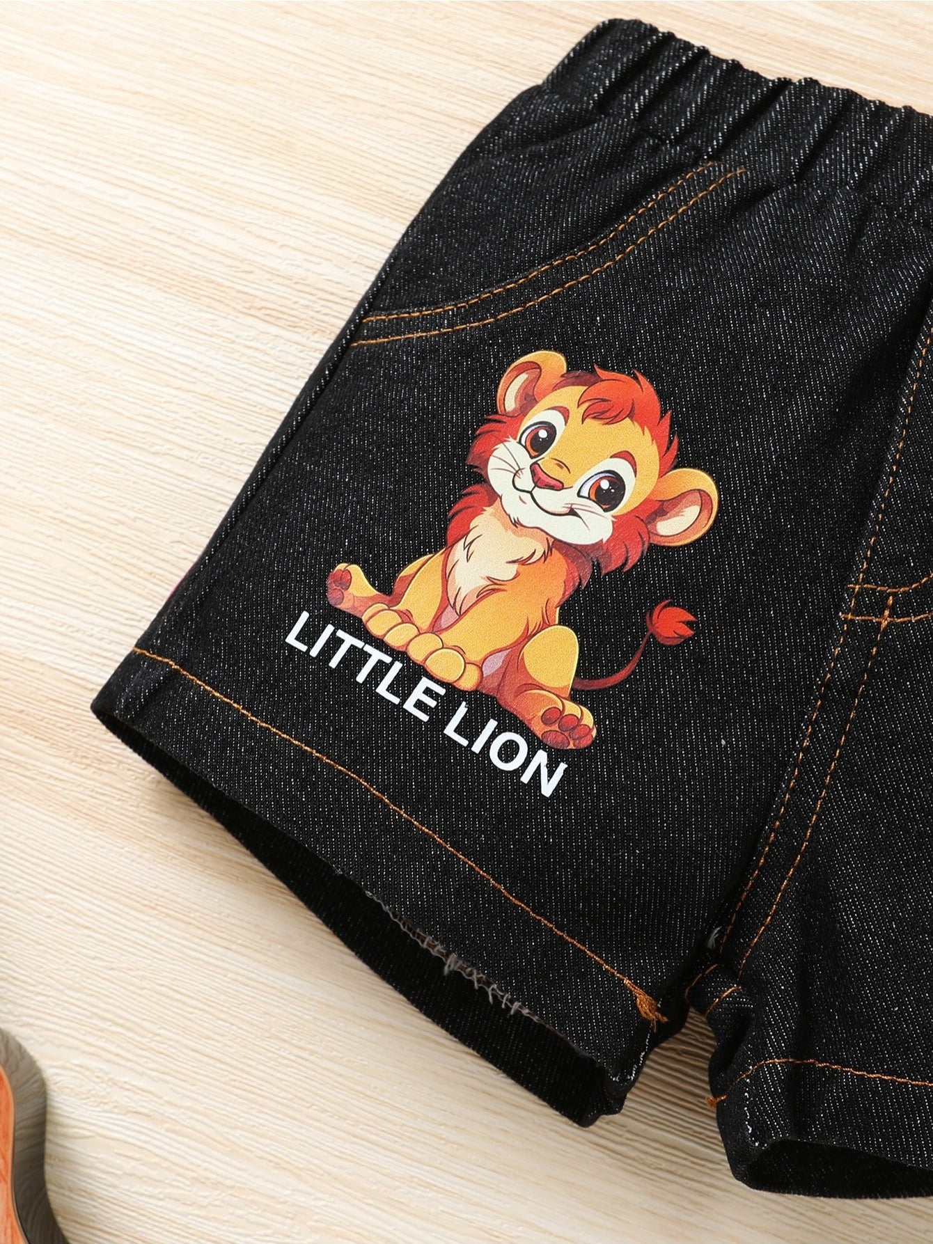 Cute Cartoon Number Pattern Cardigan and Lion Print Denim Shorts Set for Kids