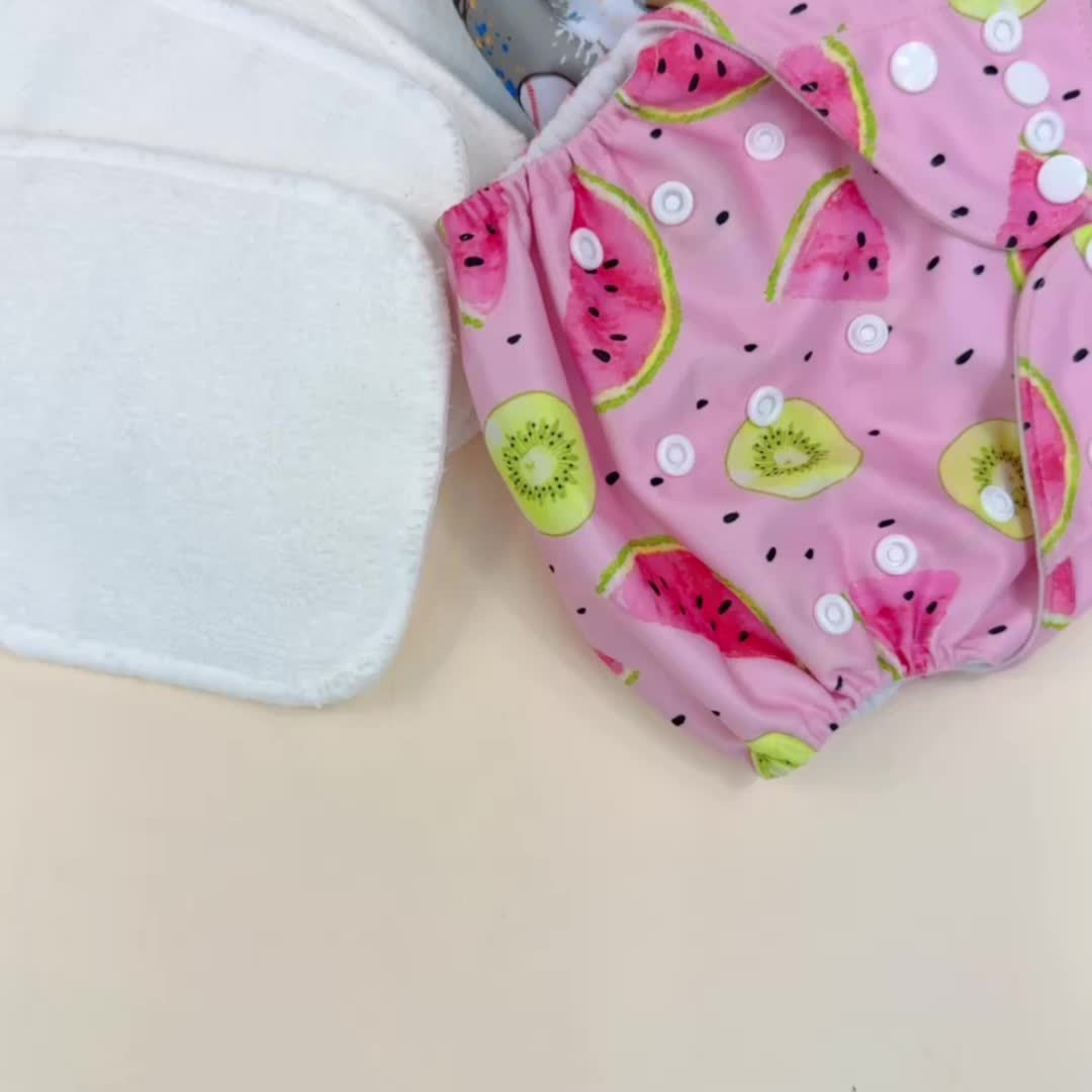 Reusable Cloth Diaper Set 6 Pieces Adjustable Leak Proof Maternity Bag for Babies 0-3 Years