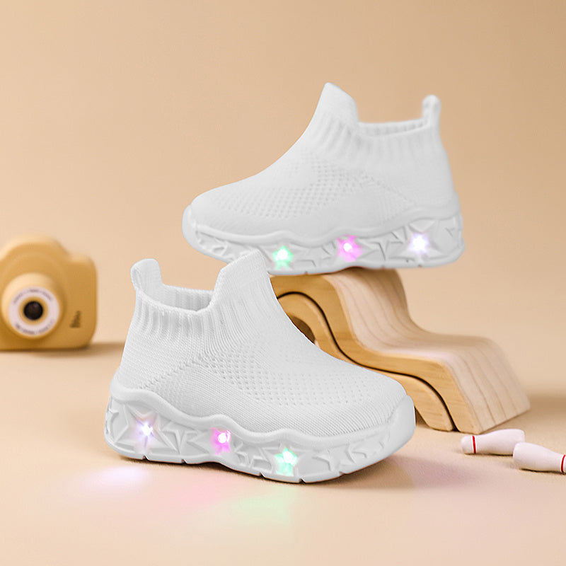 2026 Classic Light-Up Sneakers for Boys and Girls Lightweight Slip-On Streetwear Style