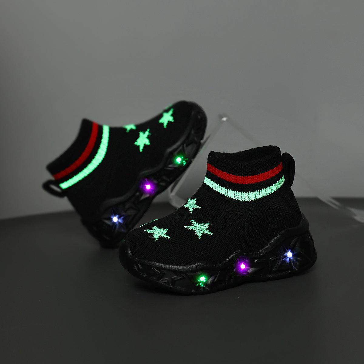 Light Up Kids Sneakers For Boys And Girls Slip Resistant Walking Shoes With Patterns