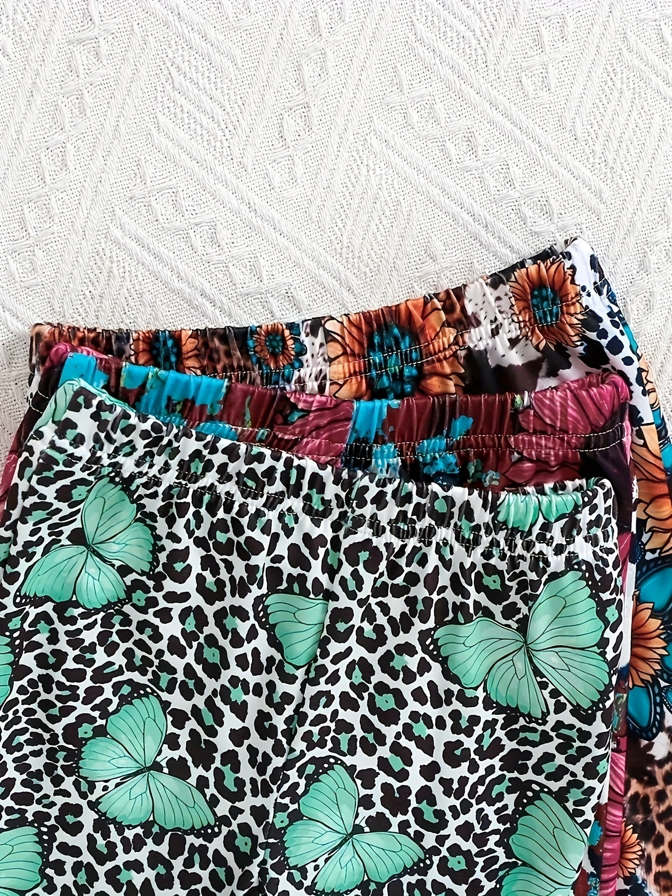 3pcs Set Girls' Long Pants Outfits - Floral Print, Crew Neck Short-Sleeve T-Shirt & Flared Pants, Polyester Knit Fabric with Slight Stretch - Spring/Summer/Fall Casual Wear | Machine Washable | Elegant Ruffle Details