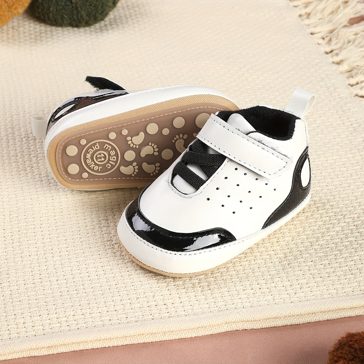 Baby Toddler Shoes 0-12 Months Non Slip Closure Breathable White Color Block Sneakers