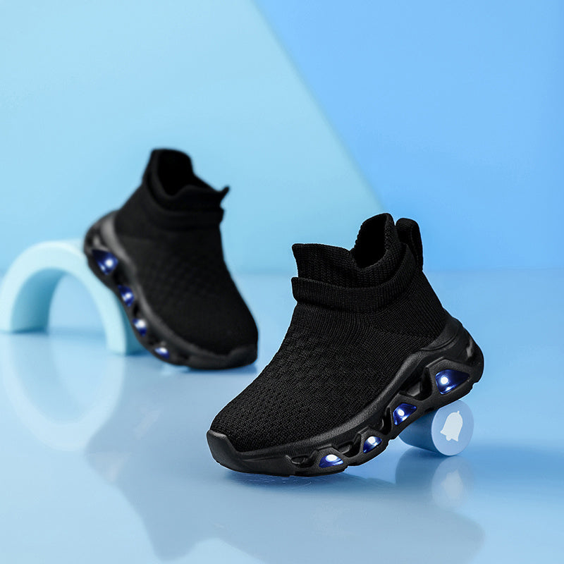 2026 LED Glowing Sole Sneakers for Boys and Girls Breathable Retro Street Style