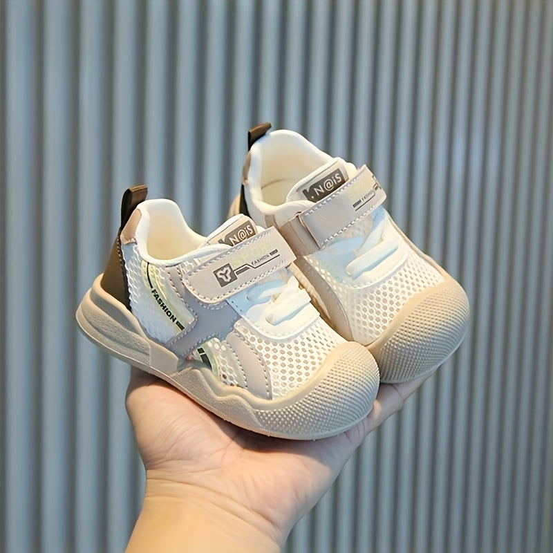 Breathable Mesh Walking Shoes for Baby Boys and Girls Ideal for Spring and Summer
