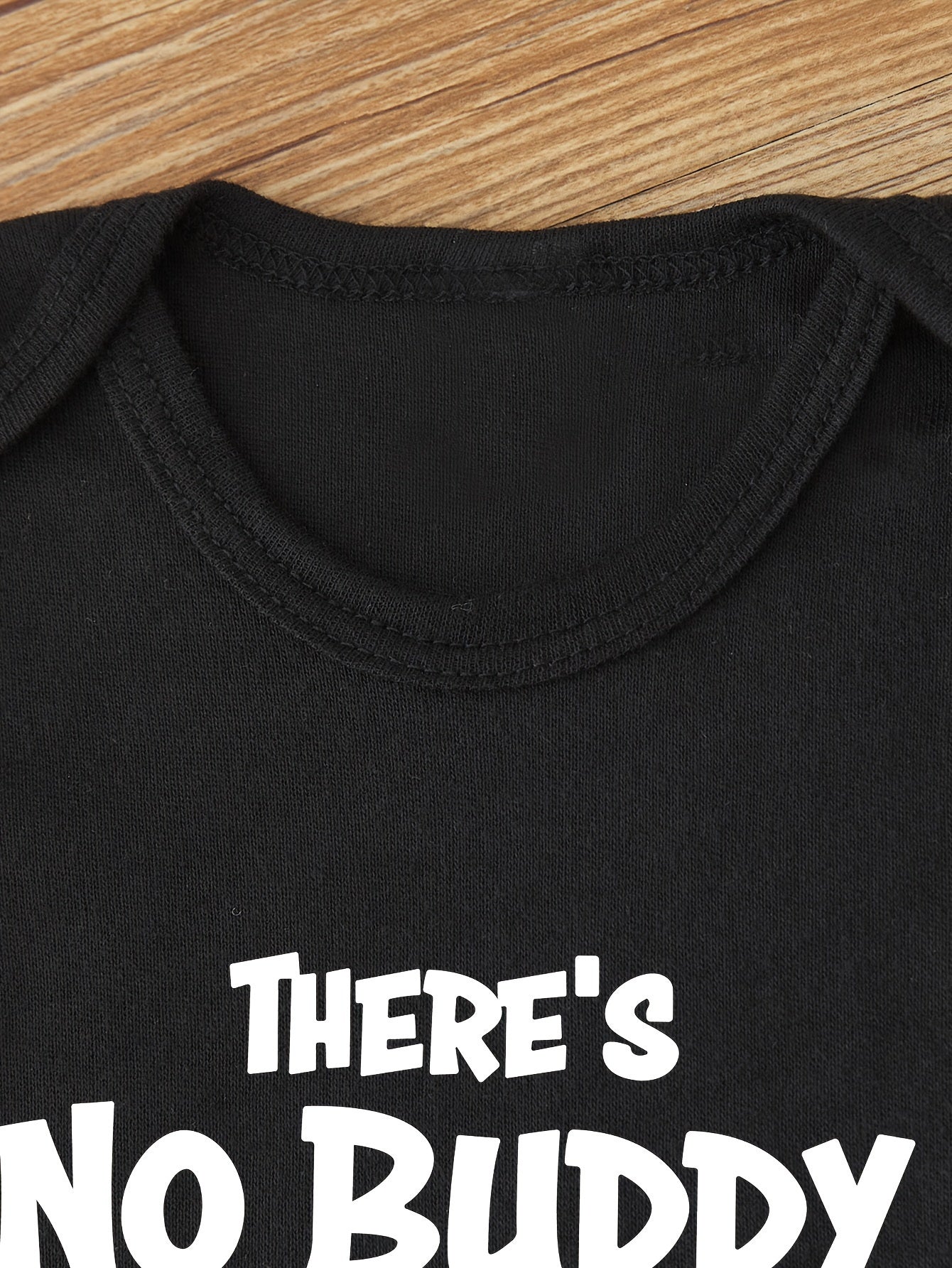 Youngsters Boys Tractor Print Cotton Onesie with Cute Papa Message for All Seasons