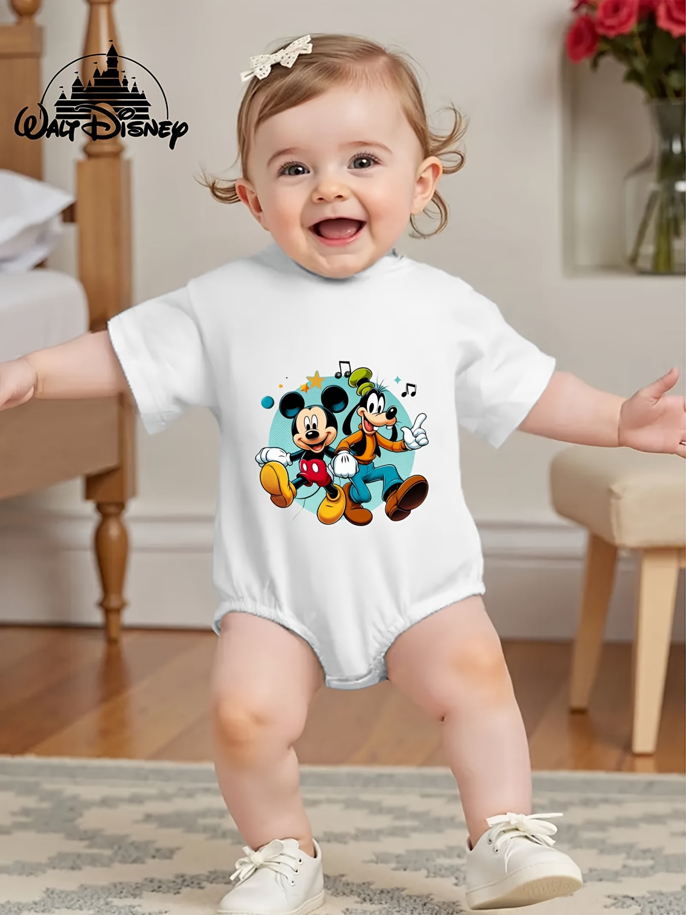 Disney Baby Mickey and Goofy Cute Printed Triangle Onesie for Outdoor Fun 0-3 Years