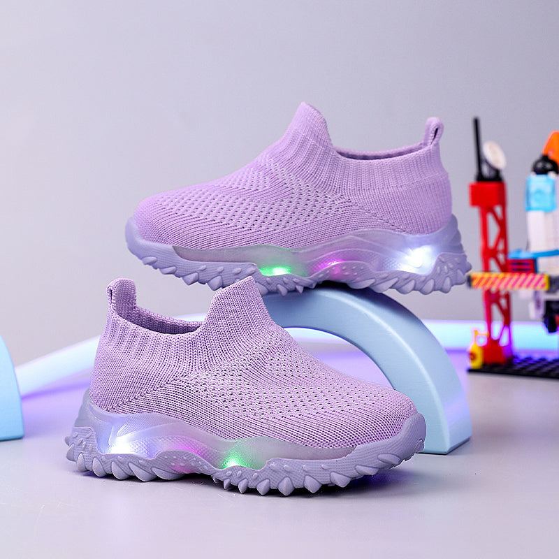 2026 Stylish Youngsters Light Up Sports Shoes Lightweight Non Slip Comfortable Design