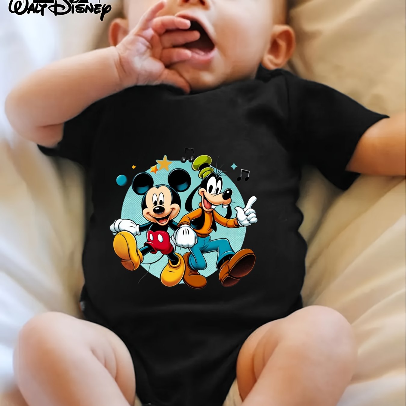 Disney Baby Mickey and Goofy Cute Printed Triangle Onesie for Outdoor Fun 0-3 Years