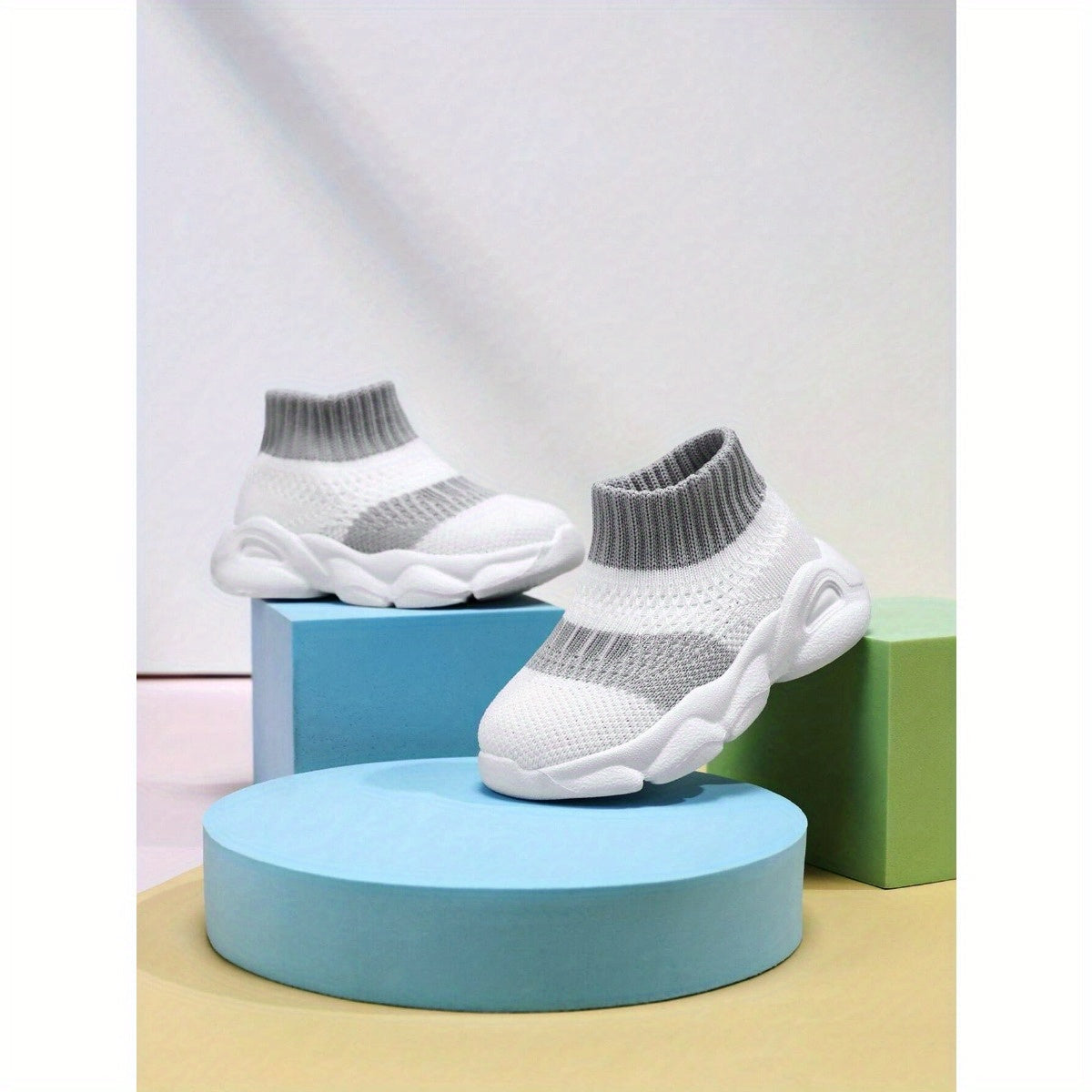 Classic Youngsters High-Top Sneakers Breathable Slip-On EVA Sole All-Season Casual Sports Shoes