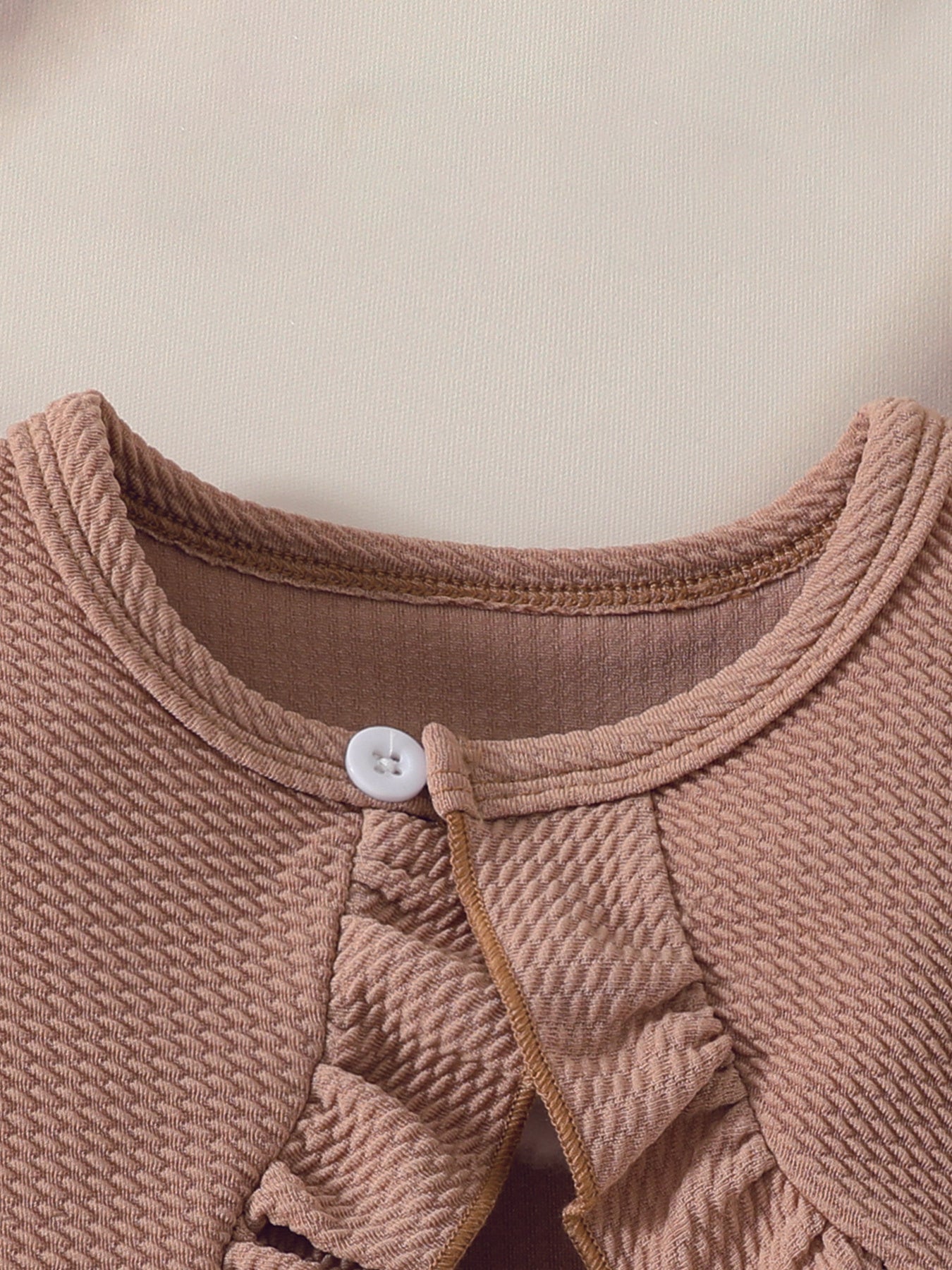 Toddler Girl Plaid Dress Set with Bow Decor and Ruffle Sleeves for Spring Summer Fun