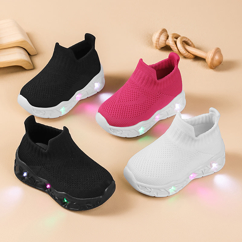 2026 Classic Light-Up Sneakers for Boys and Girls Lightweight Slip-On Streetwear Style