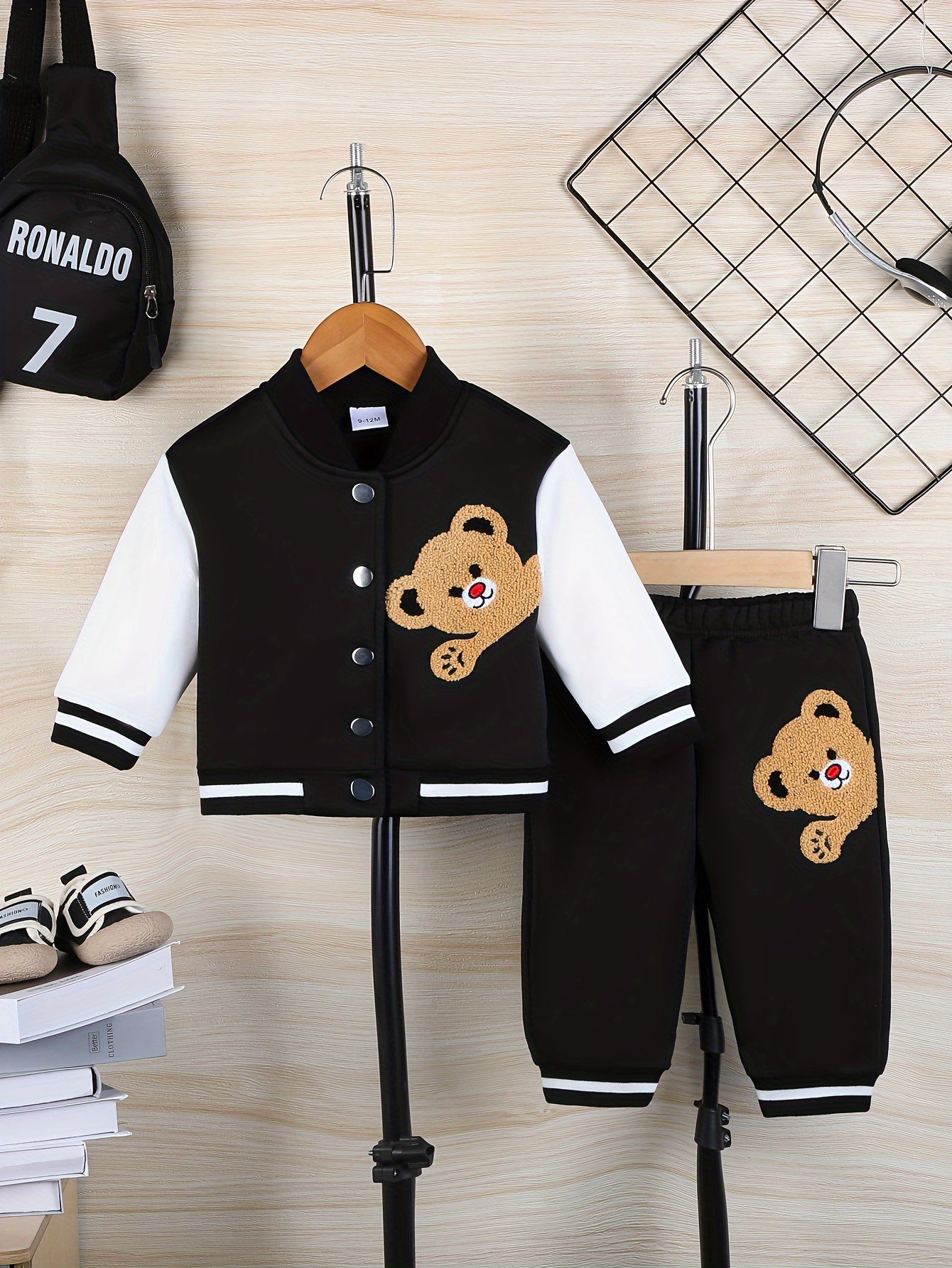 Cute Bear Hoodie and Trousers Set for Baby Boys Autumn Winter Outdoor Wear