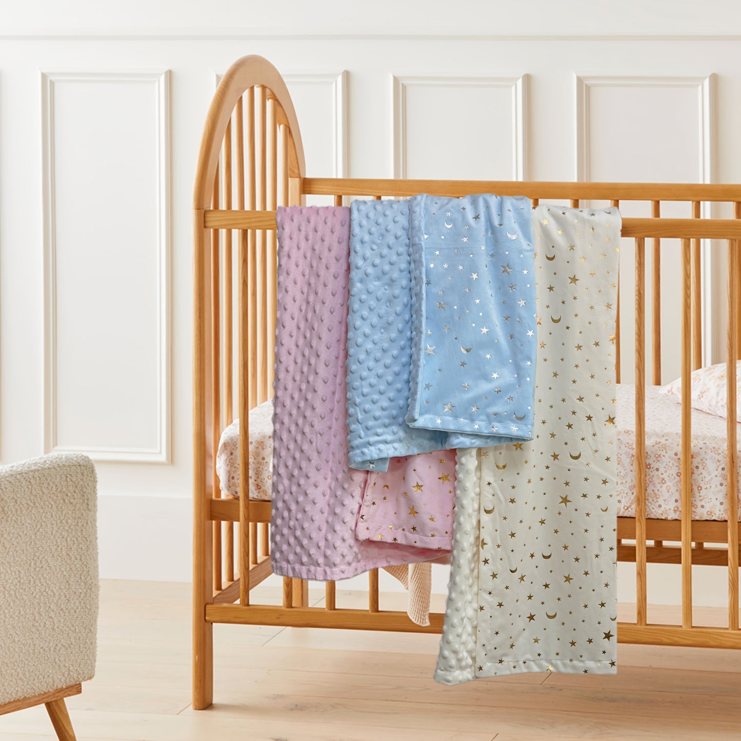 A Double-Layered, Thick, Soft Baby Blanket with One Side Made of Ultra-Soft Bubble Fleece And The Other Side Featuring Ultra-Soft Short Plush with Golden Foil Printing, Measuring 29.92X47.24inch, Suitable for Use in Cribs, St