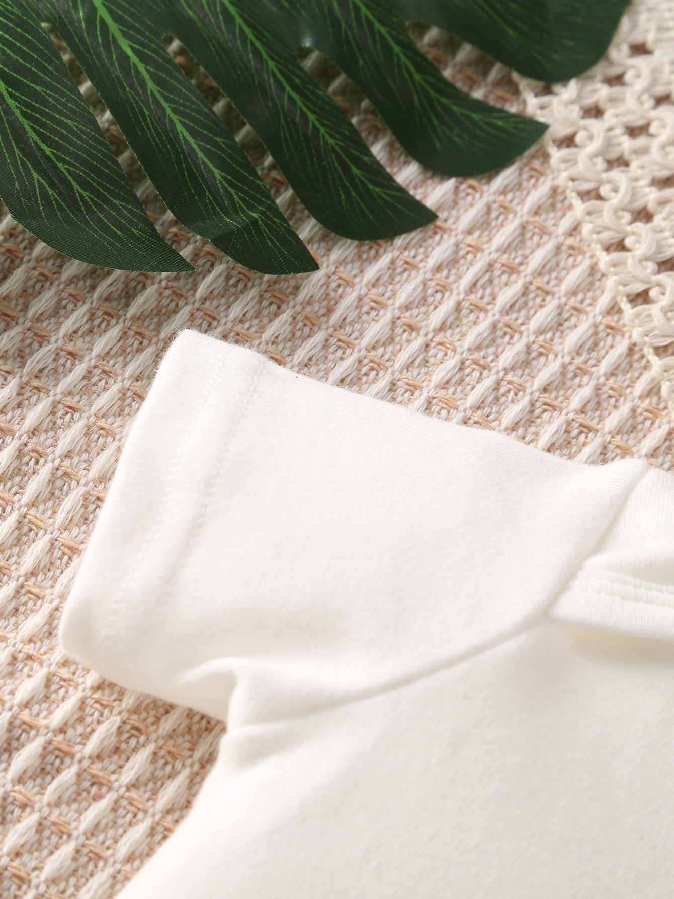 Cute Cartoon Bear Print Short Sleeve Romper for Babies 0-12 Months Soft Cotton Unisex