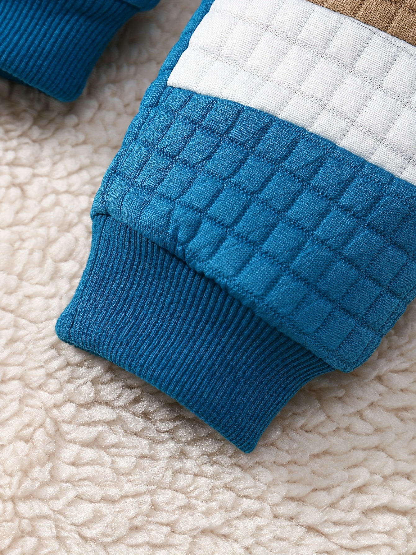 2pcs Baby Boy Pants Set, Teddy Bear Zhangzai Huafu Grid Contrasting Splicing Long Sleeved Shirt+mother's Boy Letter Embroidery Contrasting Pants Set, Newborn Autumn And Winter Cute Clothing, Perfect for Outdoor