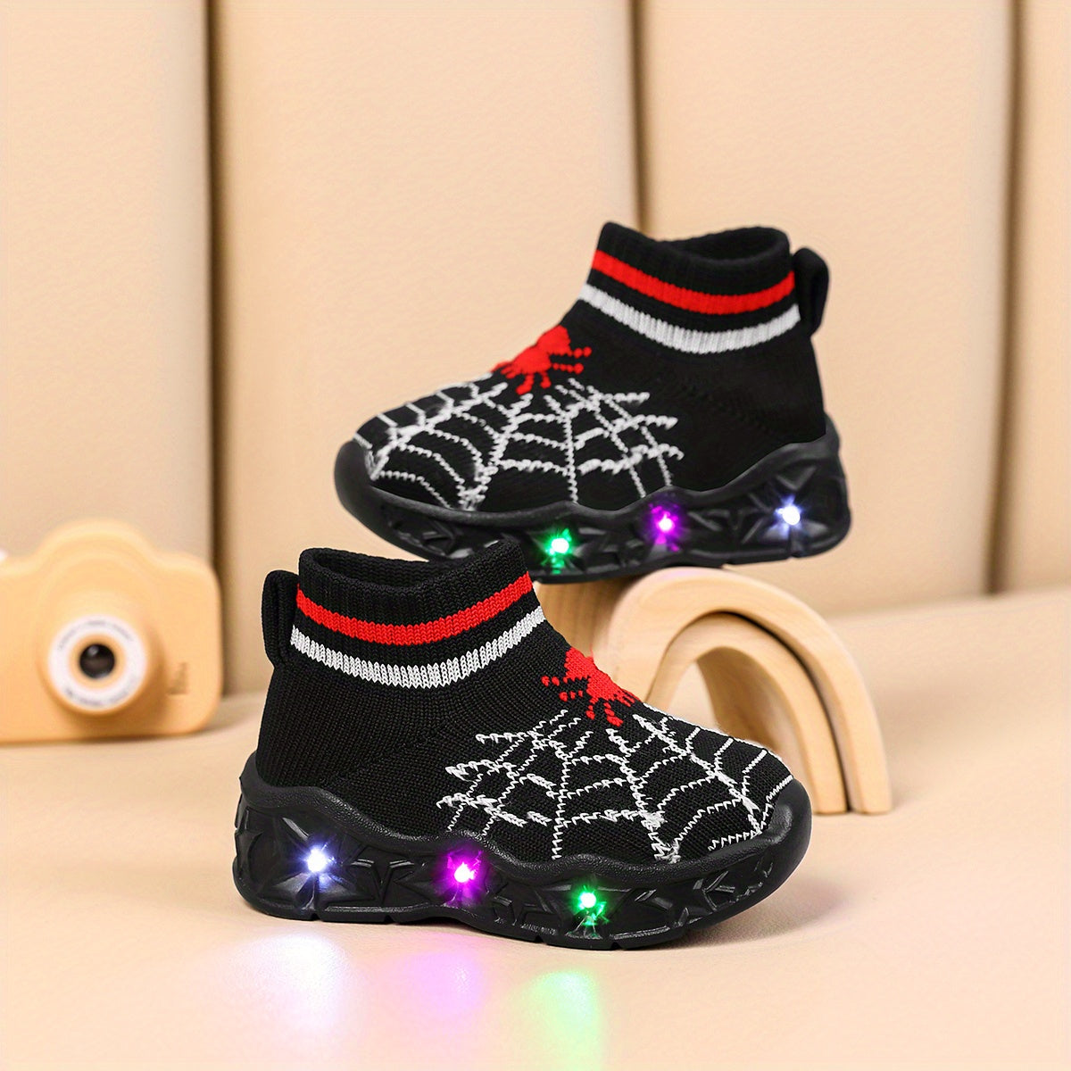 Light Up Kids Sneakers For Boys And Girls Slip Resistant Walking Shoes With Patterns