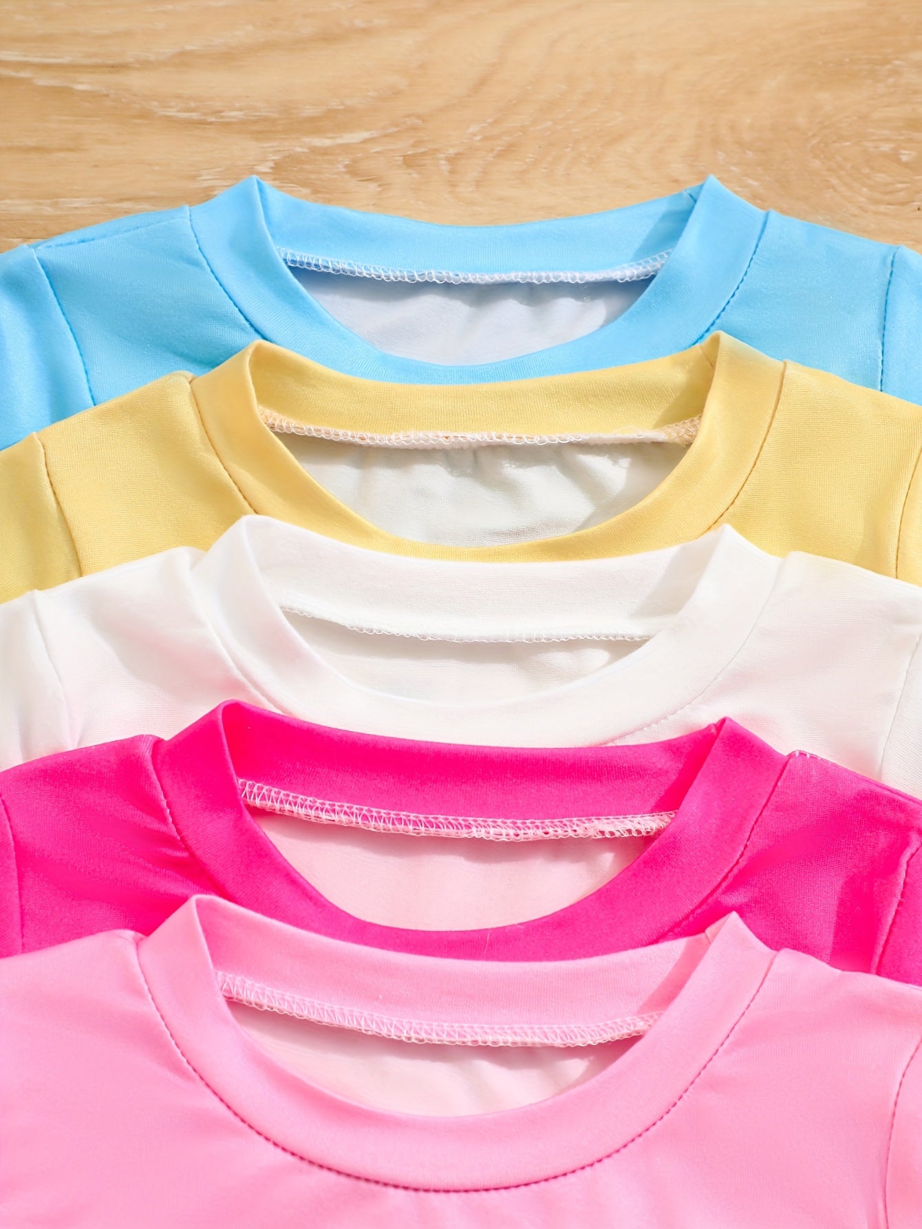 5 Sets/10pcs Youngsters' Casual Cute Princess Girl Printed Pattern Soft Comfortable Knitted Fabric Short Sleeve T-Shirt and Shorts Set, Suitable for Daily Outdoor Wear