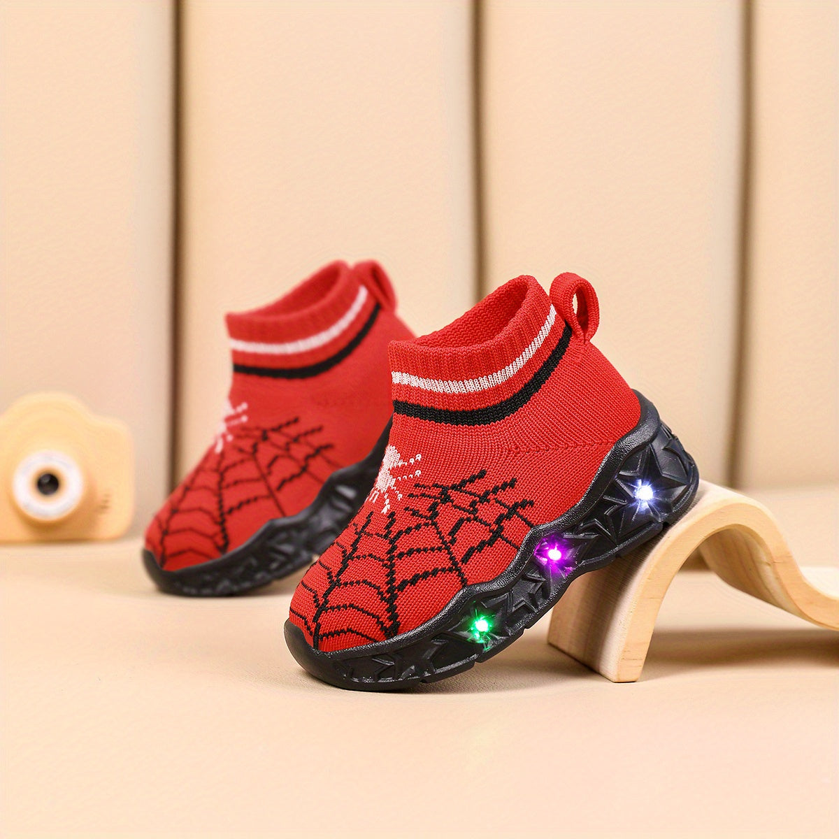 Light Up Kids Sneakers For Boys And Girls Slip Resistant Walking Shoes With Patterns