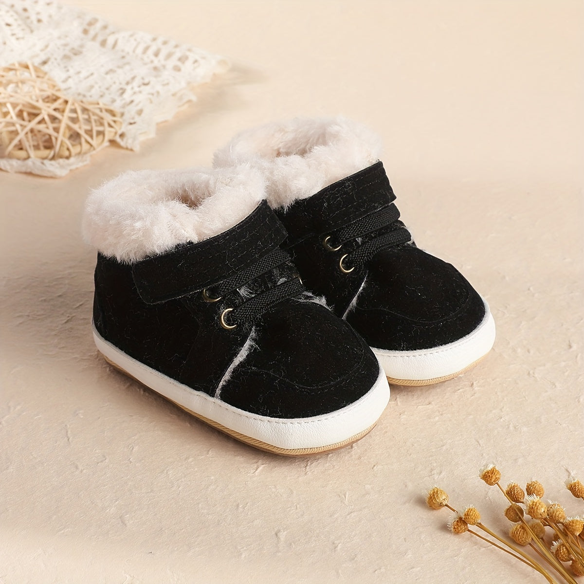 Thickened Baby Fluffy Walking Shoes for Winter, 0-8 Months, with Added Fluff, Thickened Anti-Slip Warm Shoes, Rubber Sole Baby Walking Shoes, Baby Walking Shoes, Baby Soft Rubber Sole Warm Boots, Baby Shoes