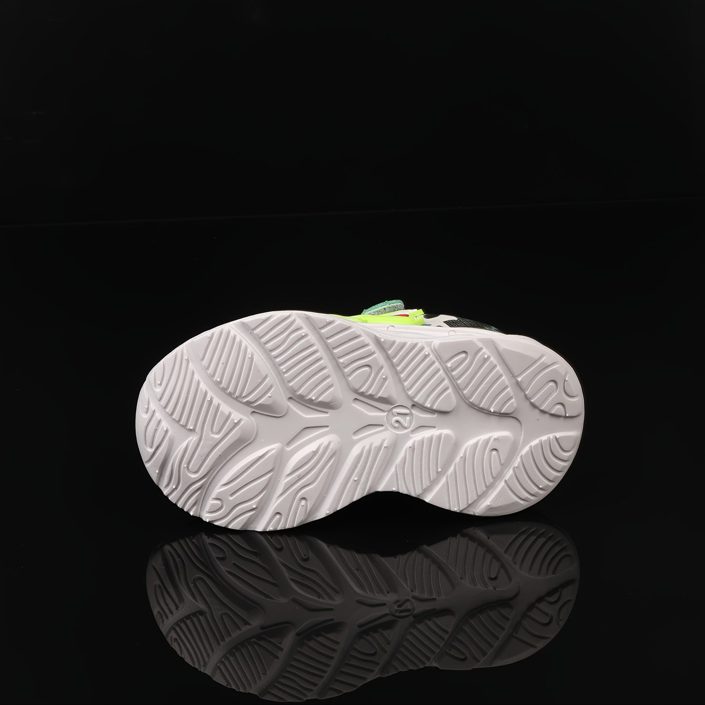 Moolsun 2025 Spring Cartoon Dinosaur Sports Shoes with LED Lights for Boys and Girls