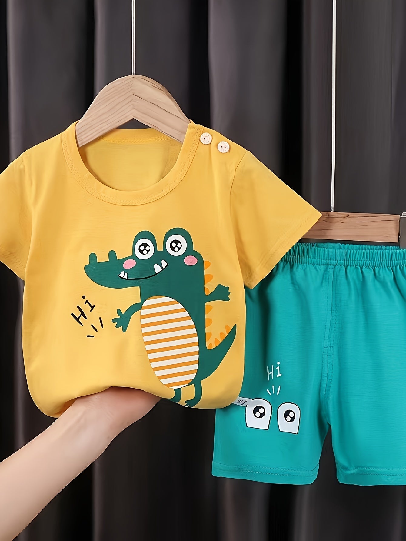 Baby Summer New Short Sleeve Suit! Four Sets! An Eight-piece Set! Children Like The Boat Crocodile Print Pattern, Pure Cotton Material, Comfortable And Breathable. It Is Also The Best Gift Parents Can Give Their Children. Sum