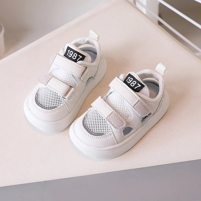 Summer Beach Sandals For Boys Girls Soft Soles Sports Casual Breathable Comfortable Boys and Girls Sandals Size 22-31