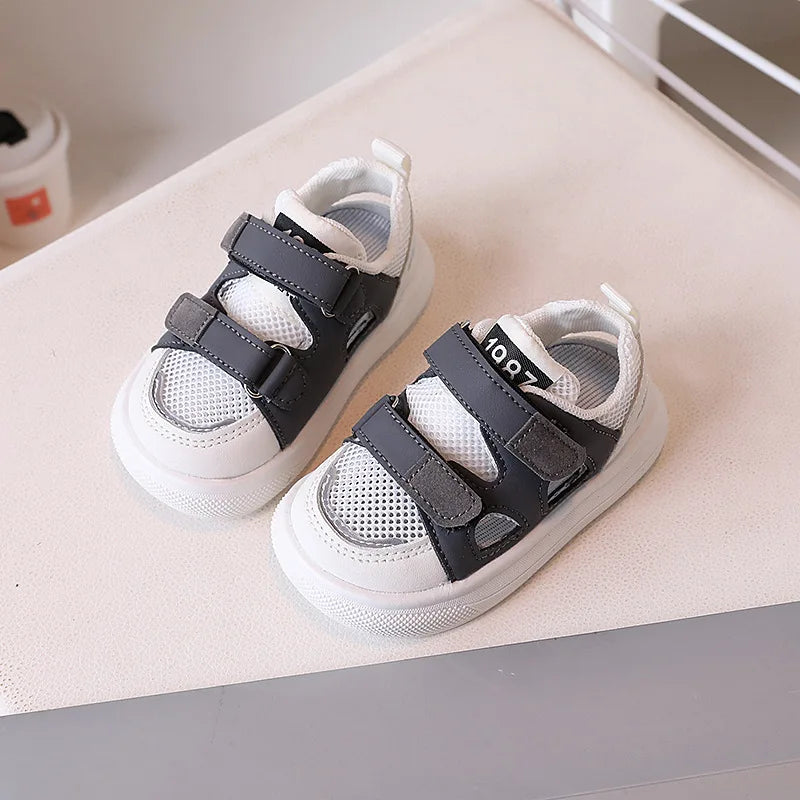 Summer Beach Sandals For Boys Girls Soft Soles Sports Casual Breathable Comfortable Boys and Girls Sandals Size 22-31