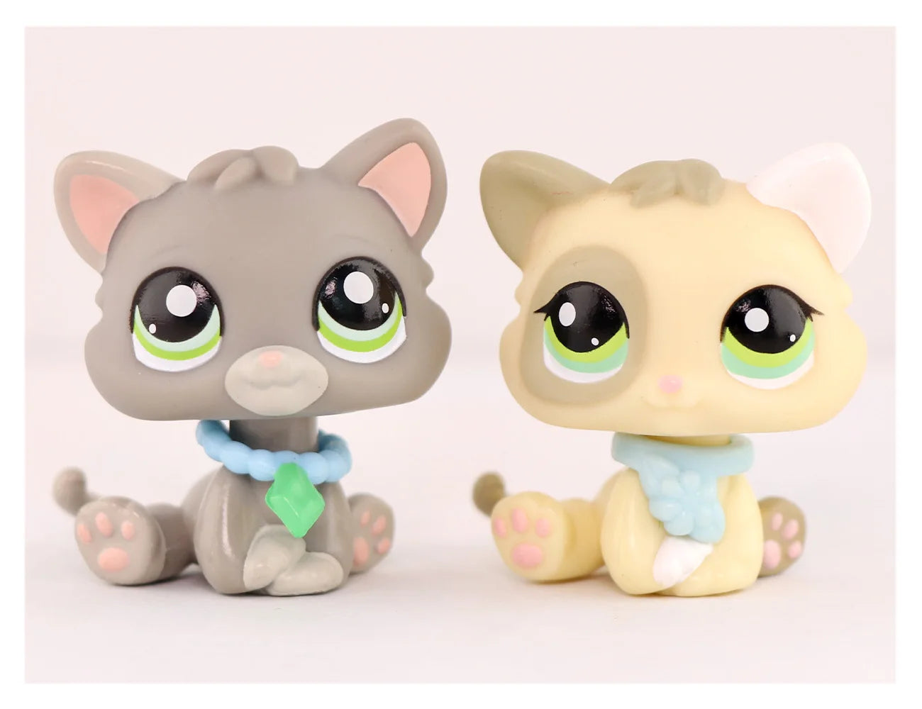 Mini Pet Shop Little Baby Cat#1607 #1074 With Necklace Kid Gift Girl - Loving Babies & Pets Shop