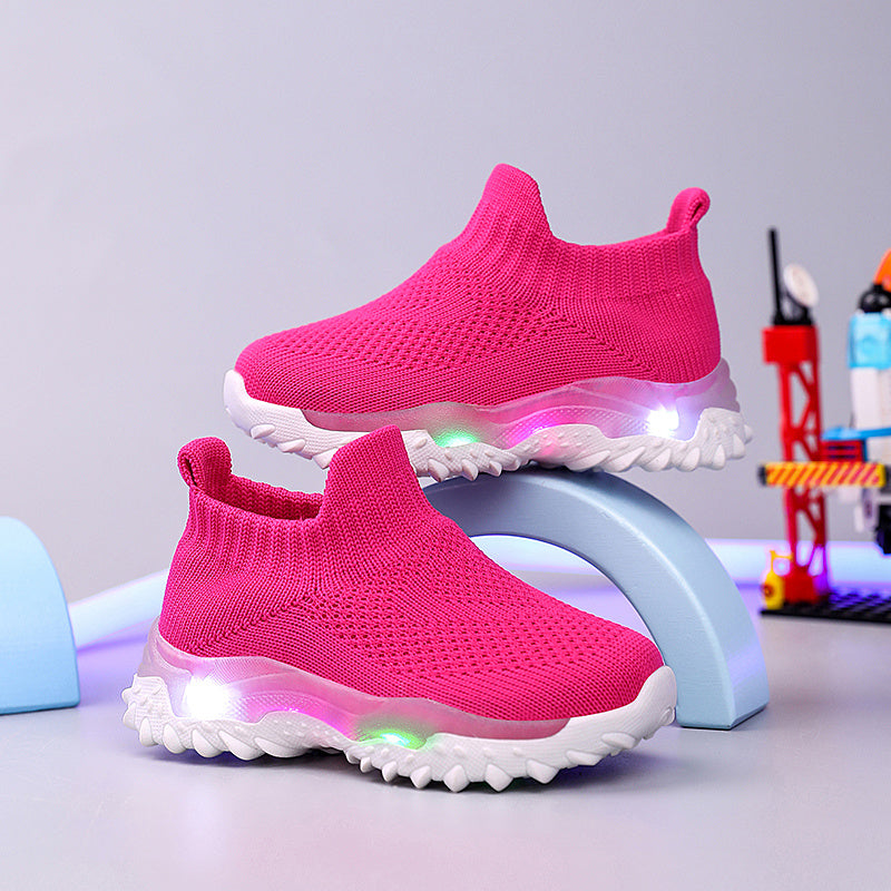 2026 Stylish Youngsters Light Up Sports Shoes Lightweight Non Slip Comfortable Design