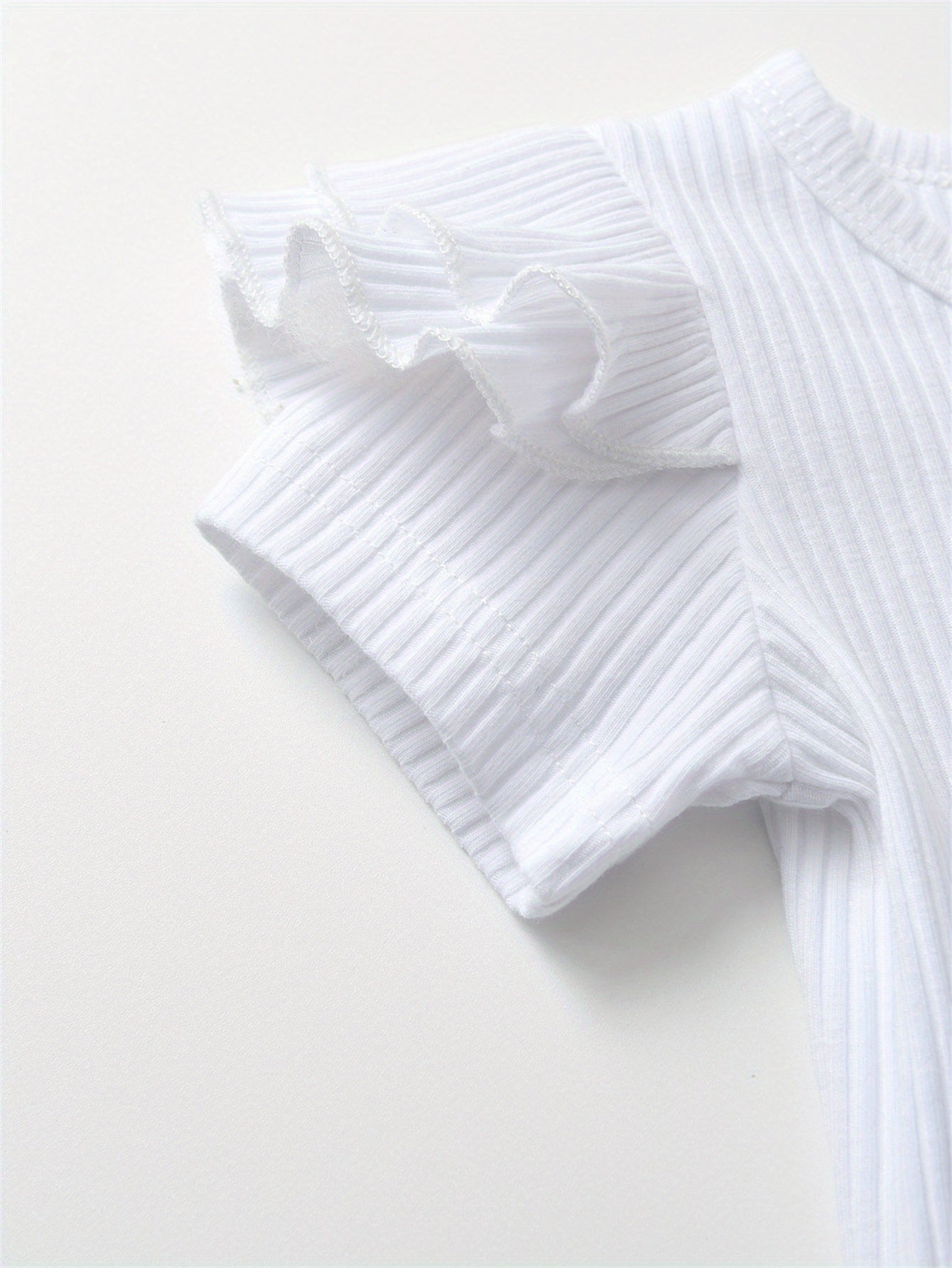 KUKITTY Baby Girl Newborn Summer Outfit - Soft Pink Ruffled Sleeve Romper with Matching Headband, Breathable Snap Snap & Soft Fabric Shorts, Casual Casual Attire, Perfect for Outdoor