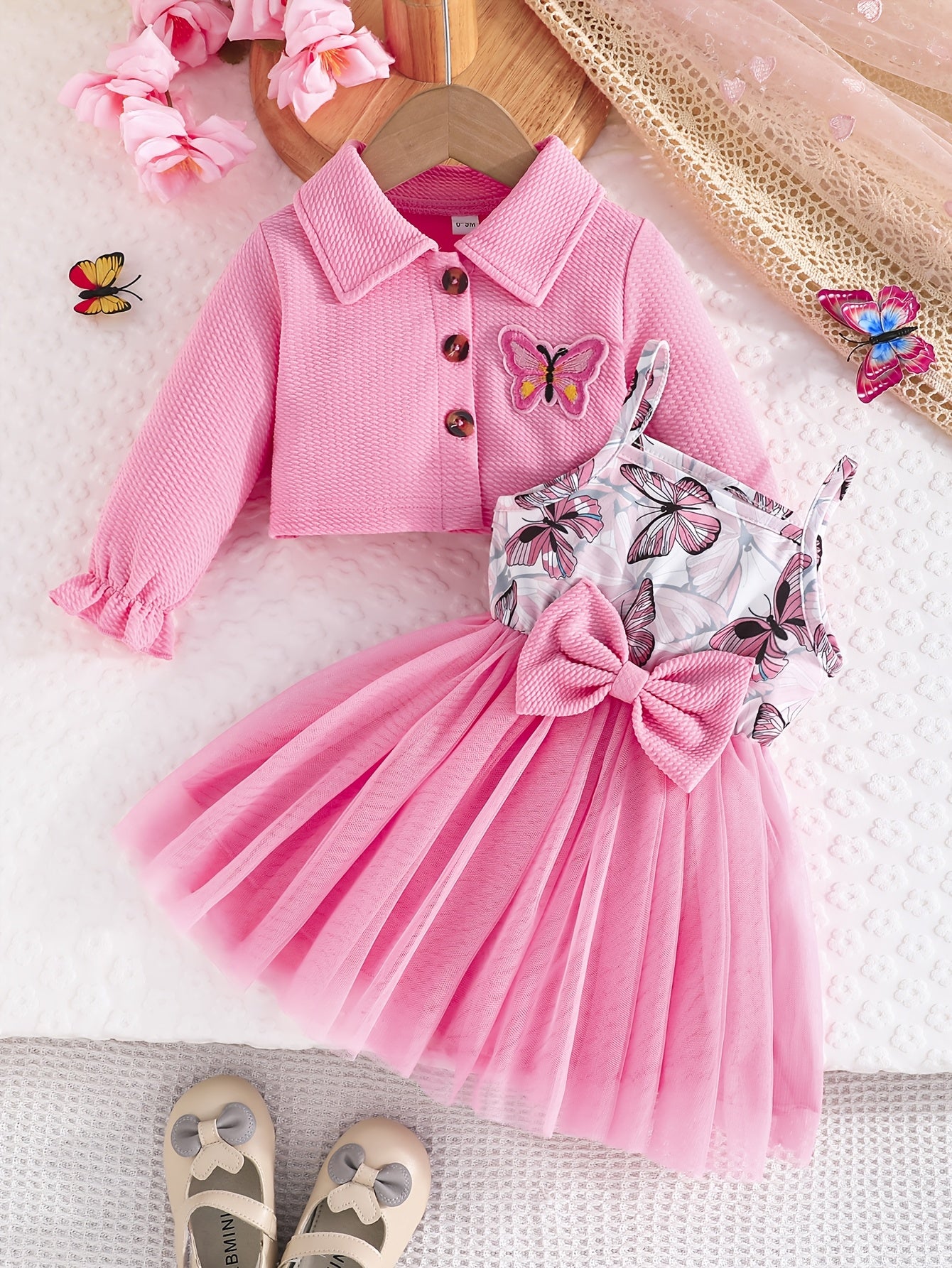 Toddler Girl Butterfly Outfit Set With Bee Sleeveless Suspenders Dress And Cardigan