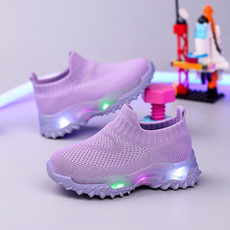 2026 Stylish Youngsters Light Up Sports Shoes Lightweight Non Slip Comfortable Design