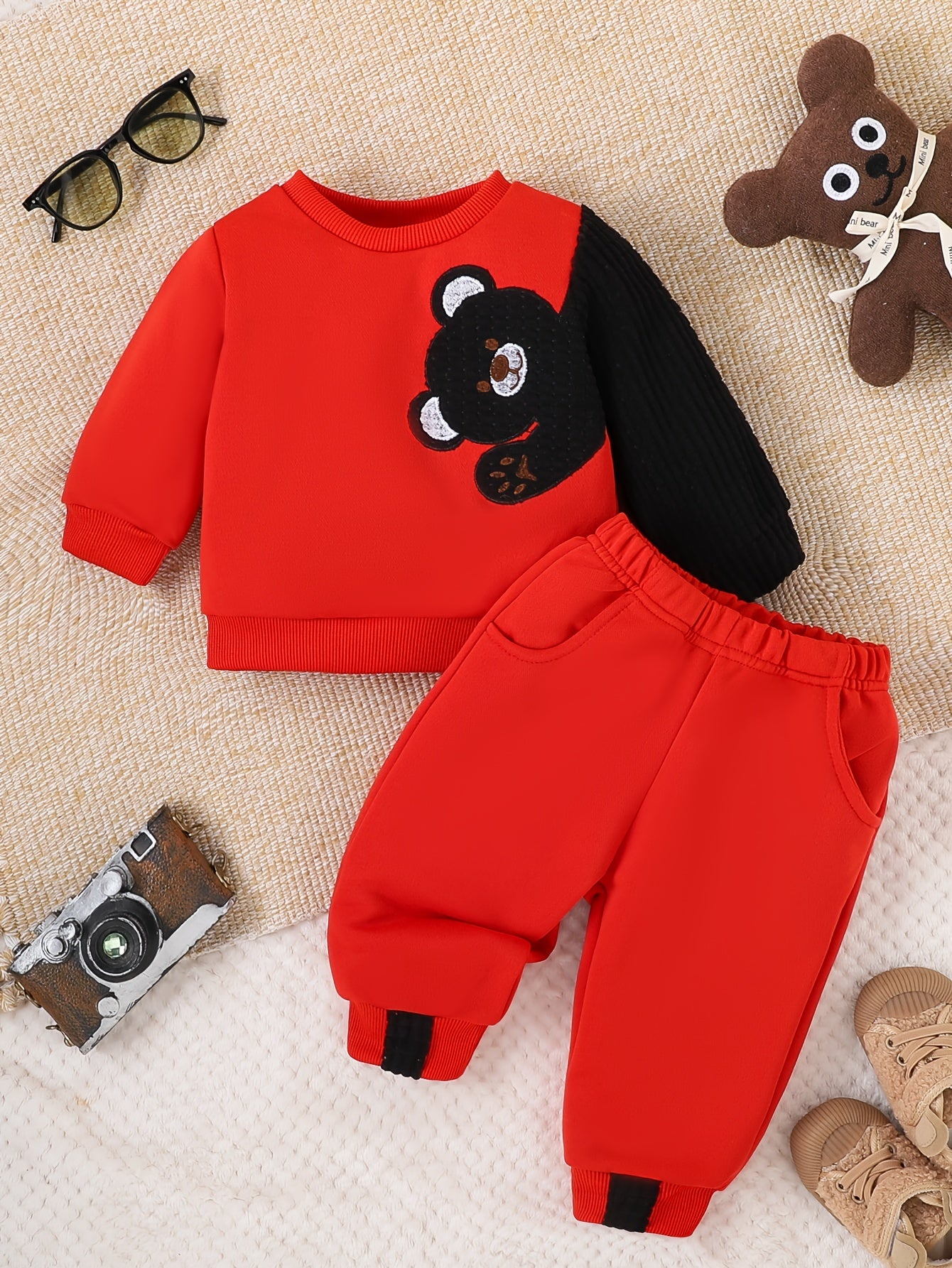 Baby Boys Cute Bear Embroidery Sweatshirt And Sweatpants 2pcs Fall Winter Outfit