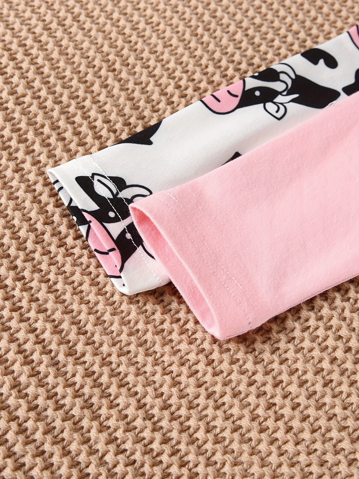 2pcs Newborn Baby Girl Romper Cow Pattern Cute Infant Outfits Long Sleeve Jumpsuits Baby Girl Clothes, for Outdoor