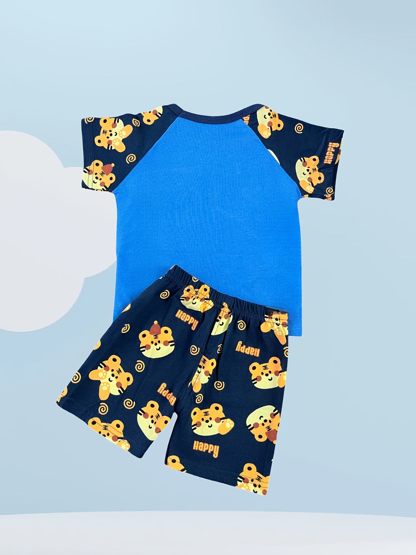 HappyKid Short-Sleeved Boys Suits – Comfortable Cotton with Fun Animal and Car Prints