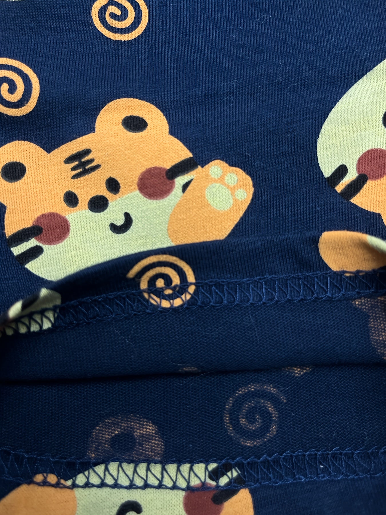 HappyKid Short-Sleeved Boys Suits – Comfortable Cotton with Fun Animal and Car Prints