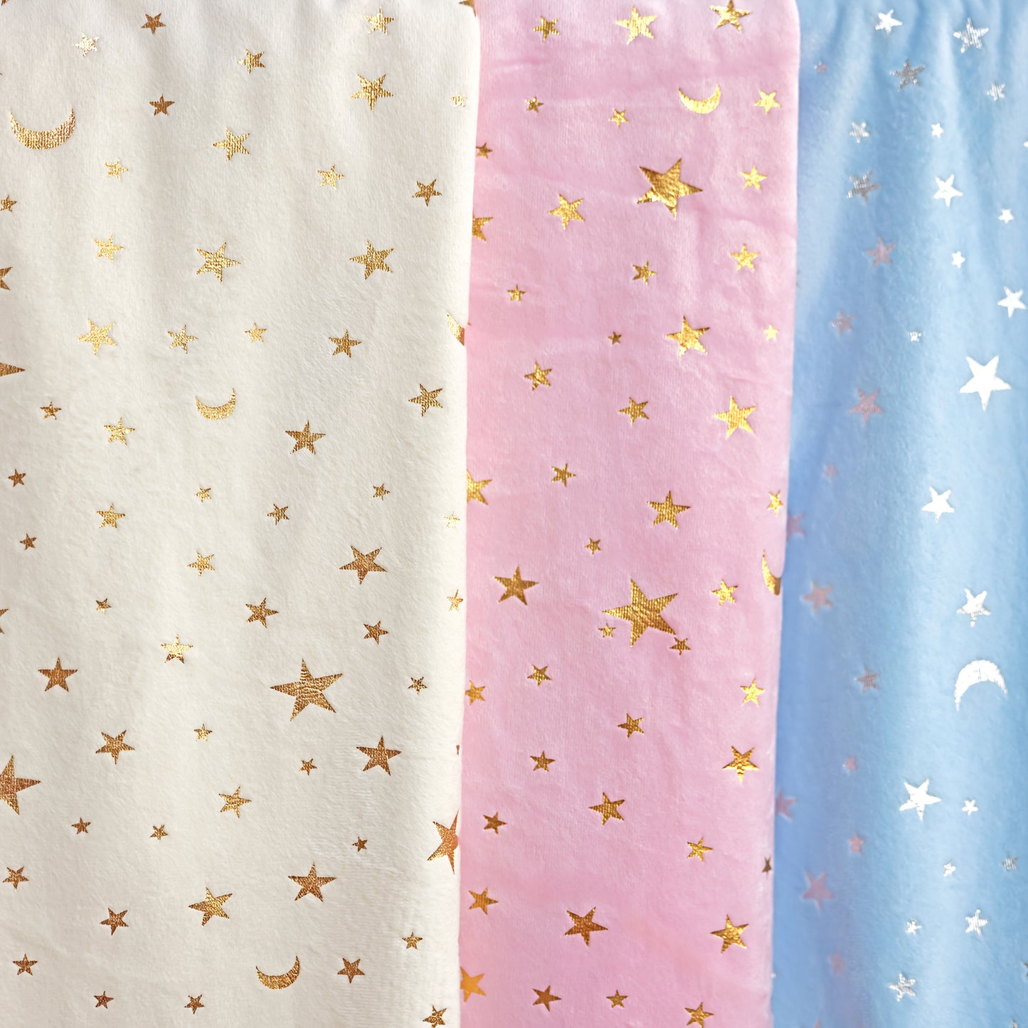 A Double-Layered, Thick, Soft Baby Blanket with One Side Made of Ultra-Soft Bubble Fleece And The Other Side Featuring Ultra-Soft Short Plush with Golden Foil Printing, Measuring 29.92X47.24inch, Suitable for Use in Cribs, St