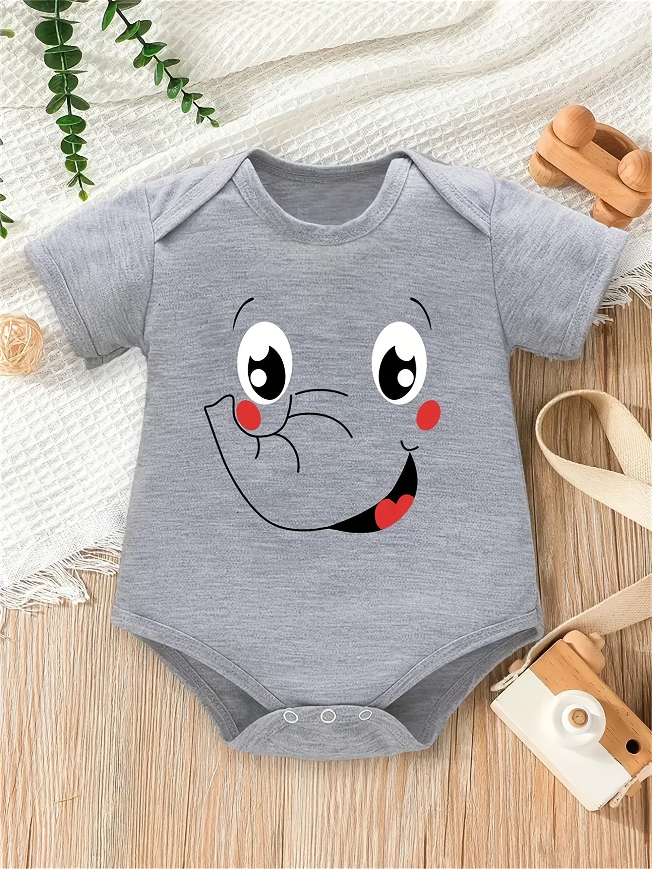 Adorable Elephant Cartoon Print Cotton Romper for Boys and Girls - Light Gray Onesie
