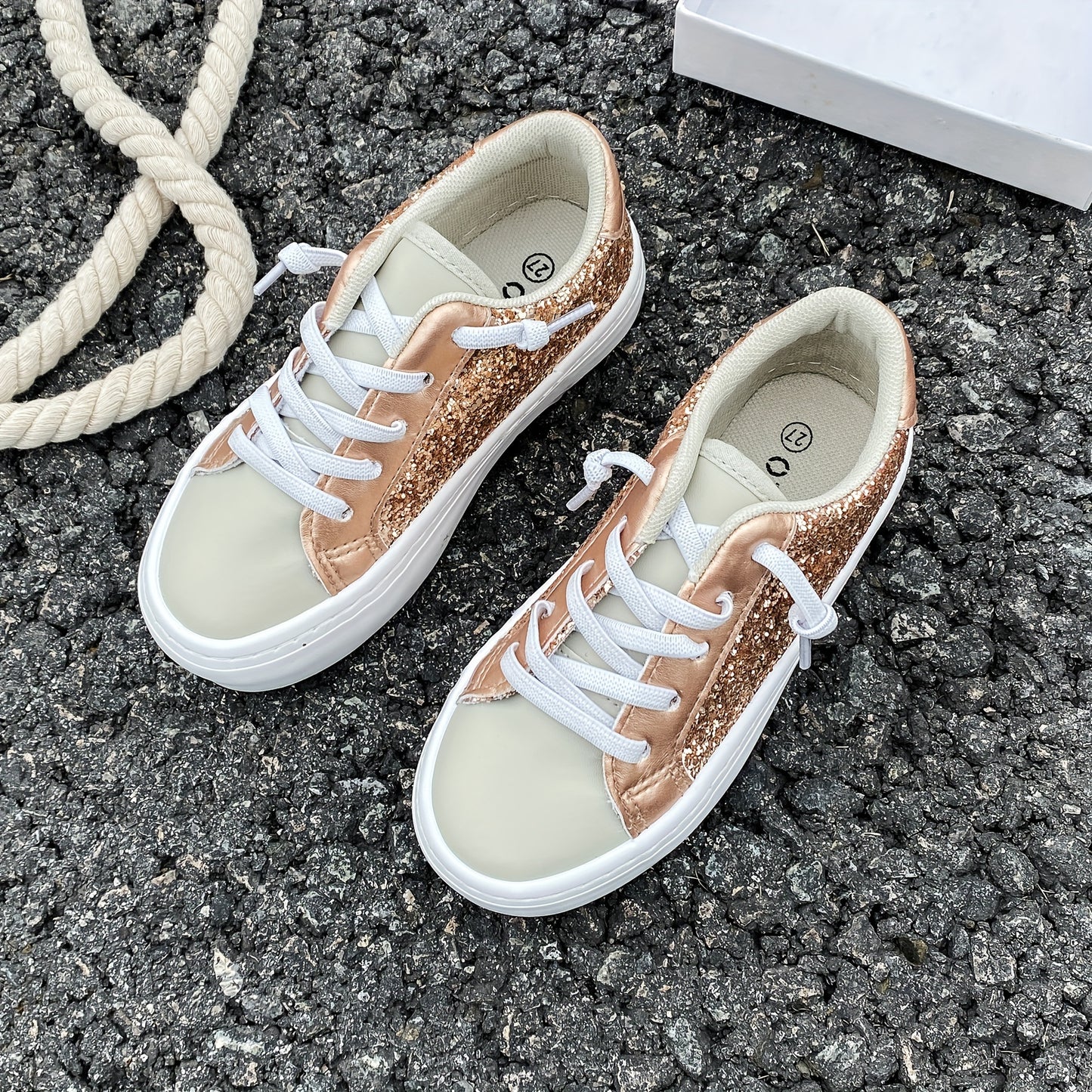 White Canvas Mid-Top Sneakers for Babies Stylish Low-Top Boys and Girls Casual Shoes