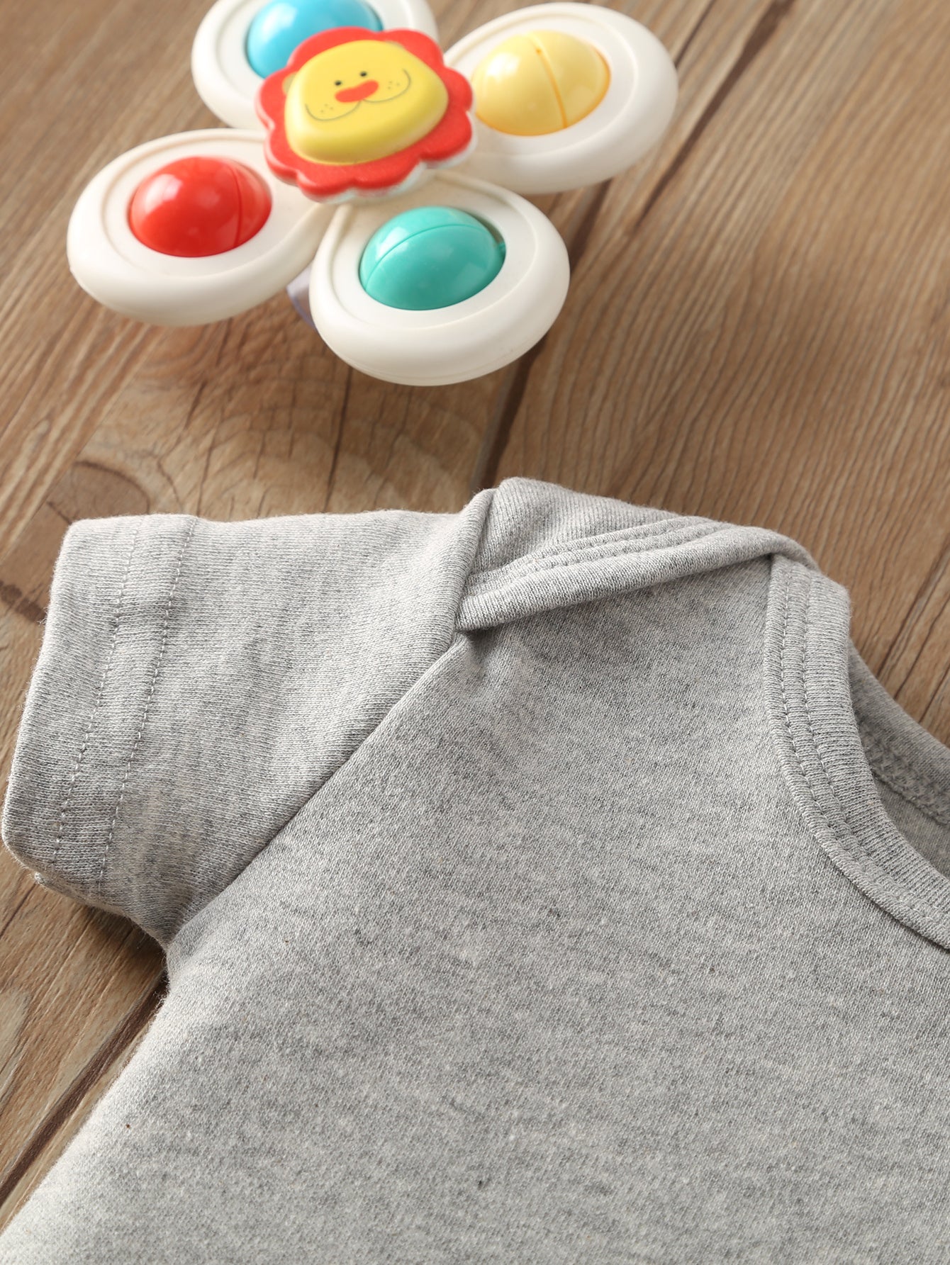 Cute Cartoon Bear Baby Onesie High Quality Cotton Bodysuit for Newborns 0 to 12 Months