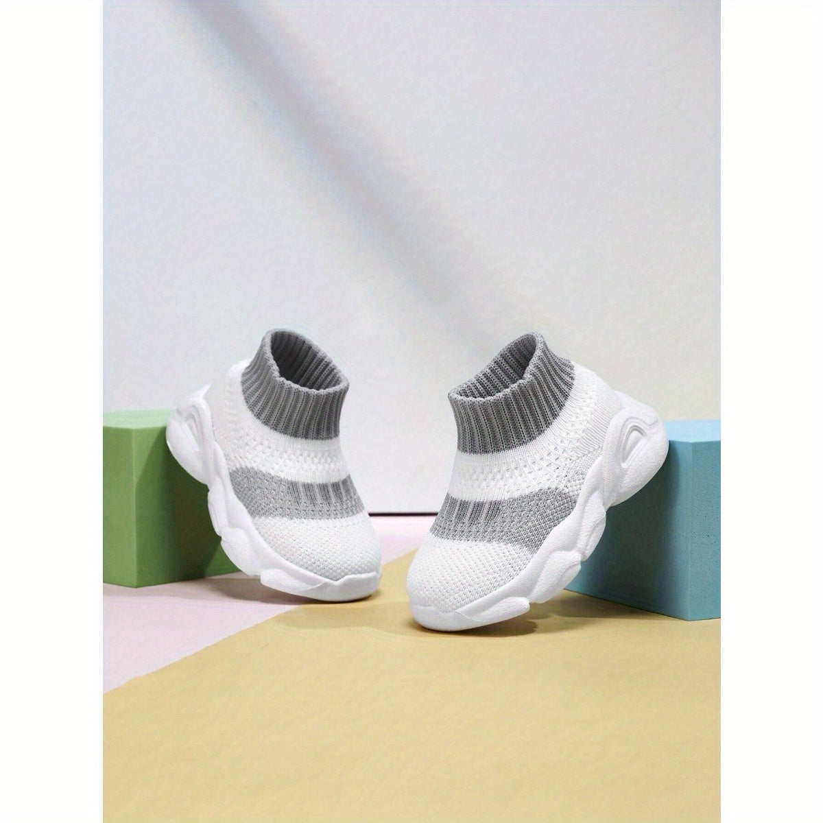 Classic Youngsters High-Top Sneakers Breathable Slip-On EVA Sole All-Season Casual Sports Shoes