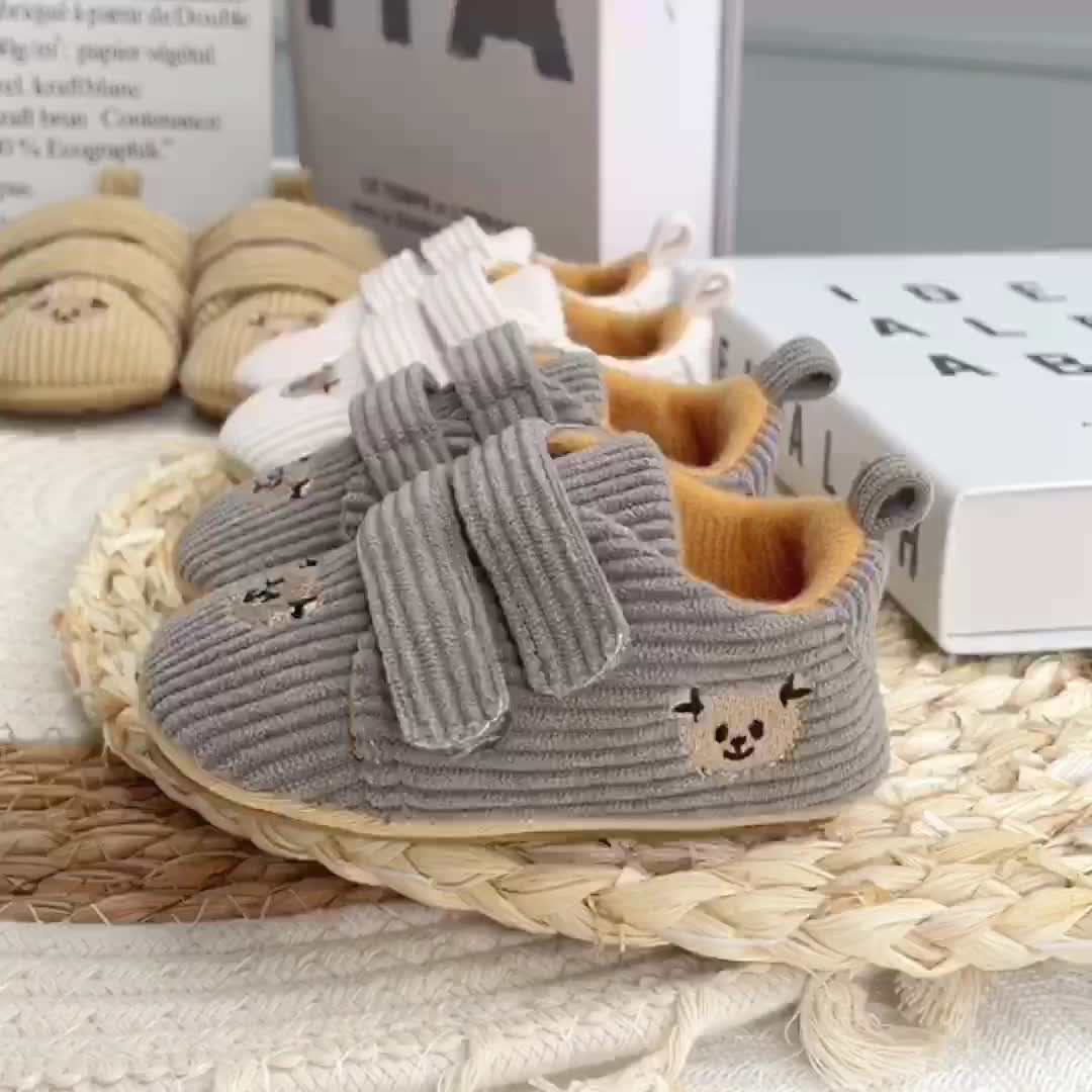 Cute Cartoon Bear Toddler Shoes for Boys & Girls - Soft Fabric with Non-Slip Rubber Sole, Hook-and-Loop Closure, Low-Top Design for Spring & Autumn, 0-18 Months Infant & Toddler Footwear